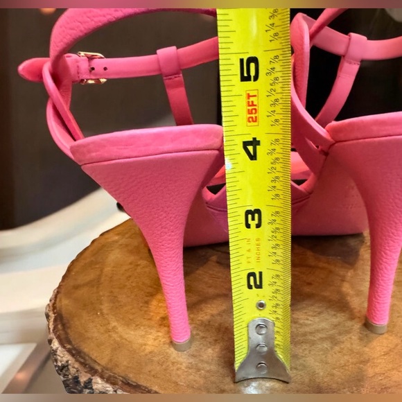 YSL/ Yves Saint Laurent  shoes. Beautiful tangerine color. Like new - Picture 4 of 11